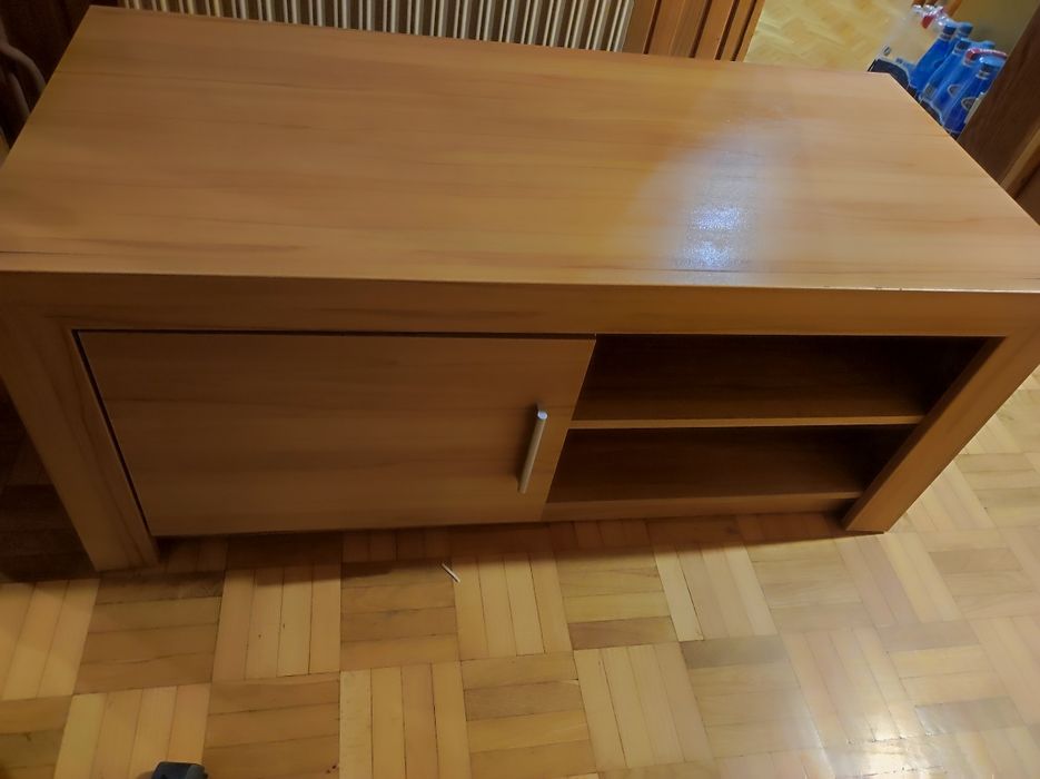 Szafka pod telewizor