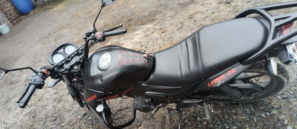 Продам ліфан 150