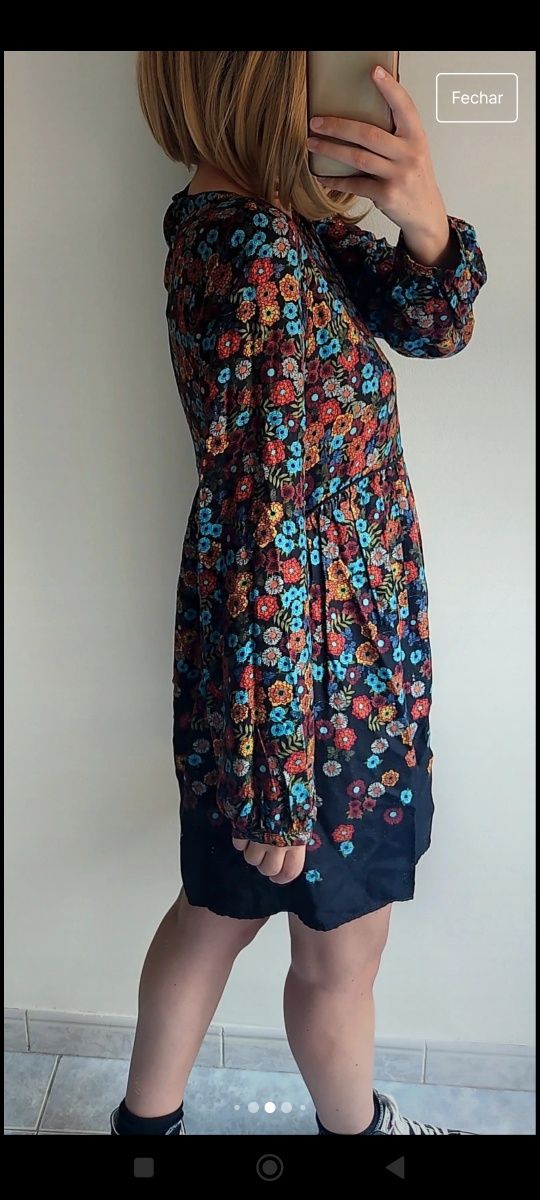 Vestido floral Zara