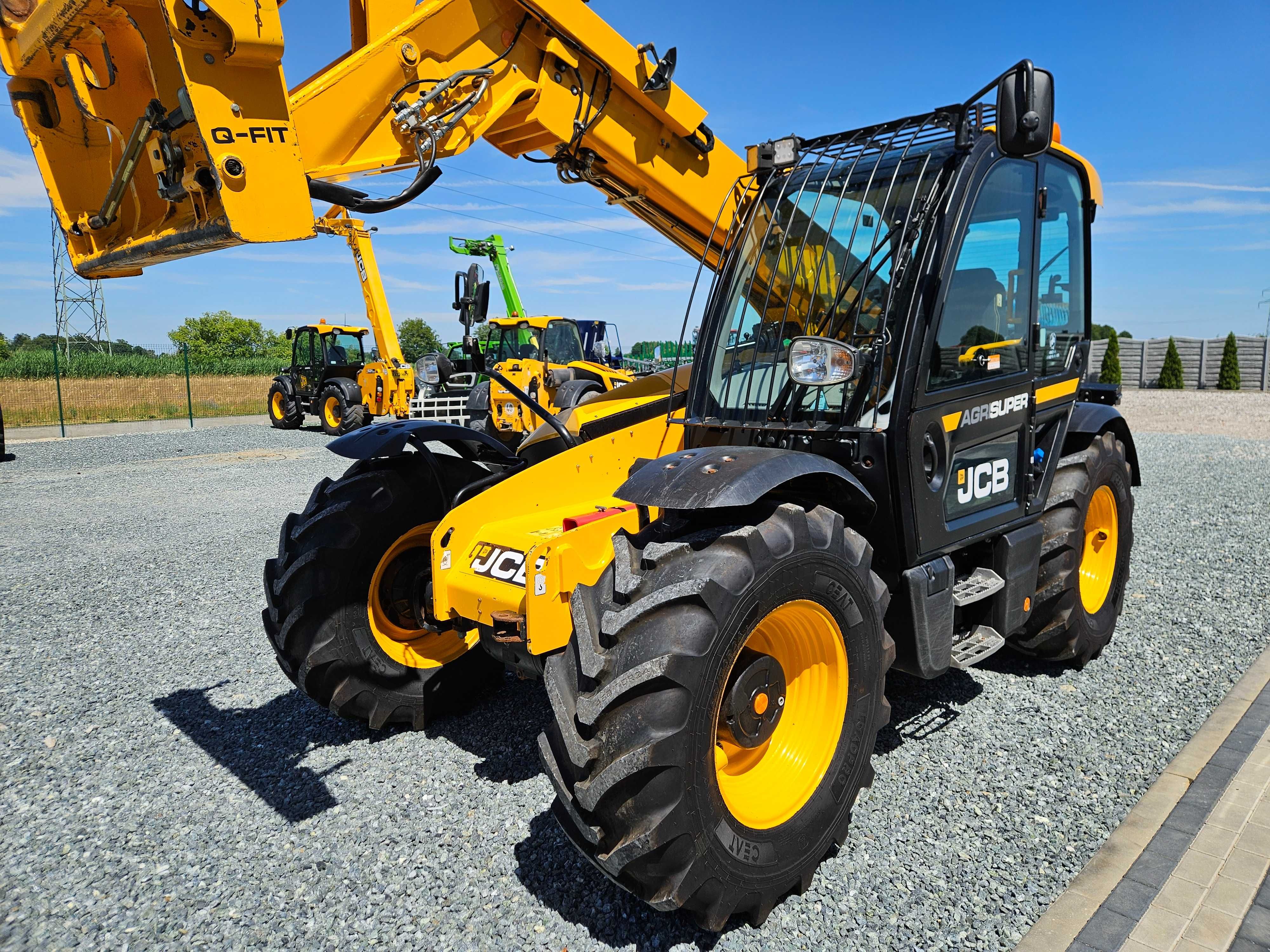 Ładowarka teleskopowa  JCB 532-70 Agri Super. 2021.