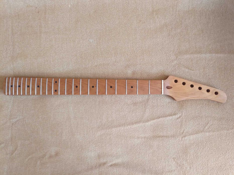 Gryf do gitary klon pieczony