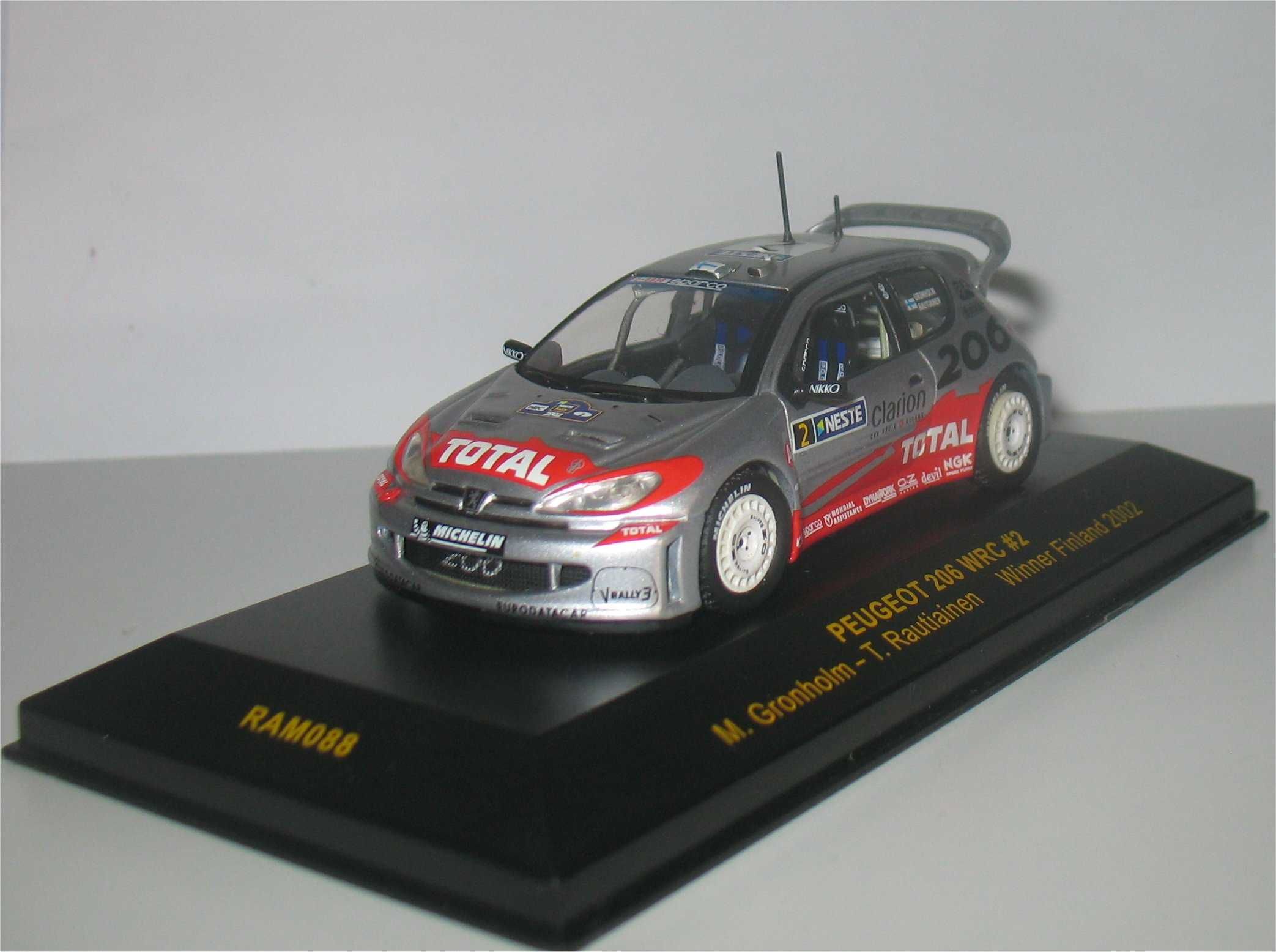 Ixo - Peugeot 206 WRC -Vencedor Rally Finlândia 2002 - Marcus Gronholm