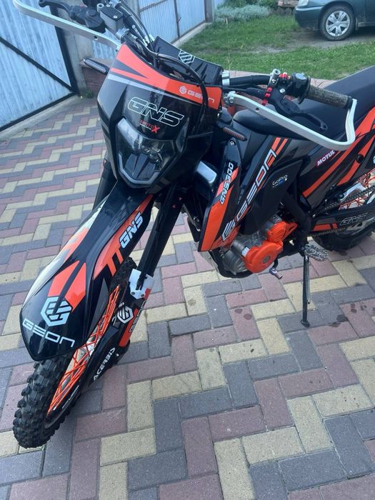 Продам GNS 300.