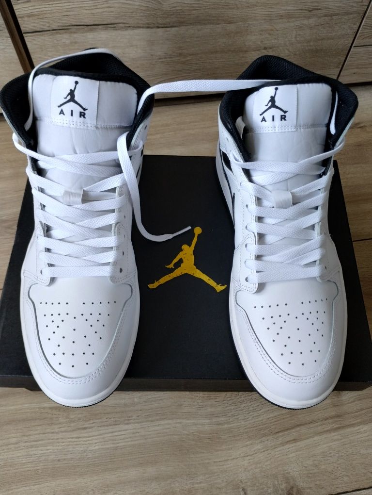 Jordan 1 mid  NOWE ! roz 44