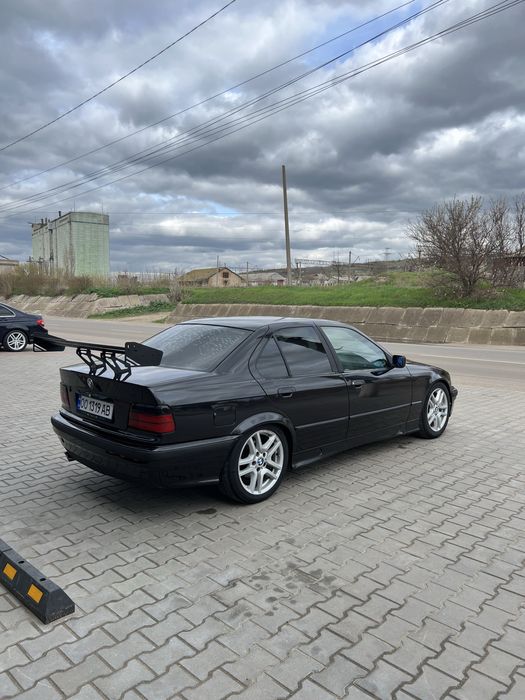 BMW E36 325i m50b25