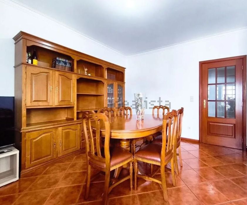 Liquidação de casa à venda