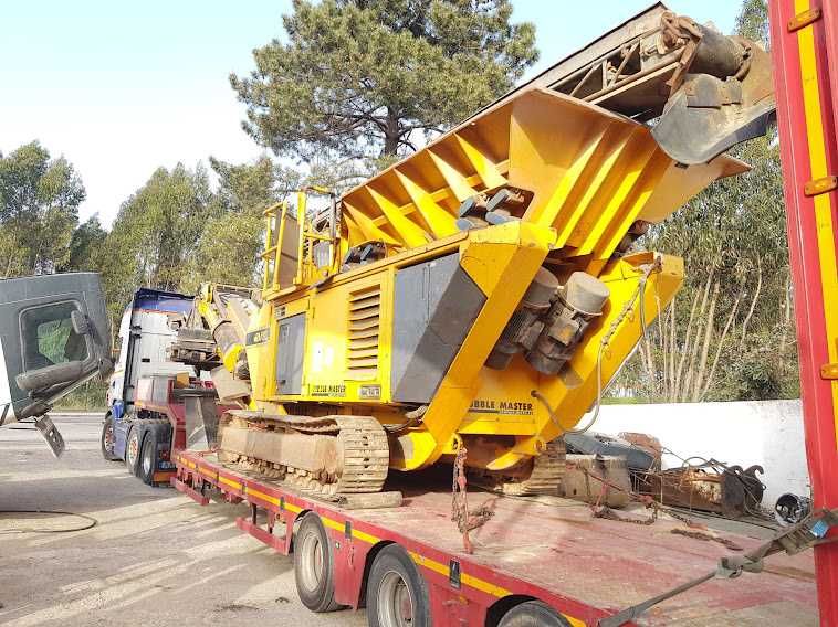 Mercedes E280 ,maquinas ,crivos estrutura metálicas outros equip.