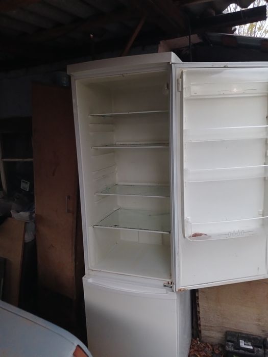 Холодильник ZANUSSI