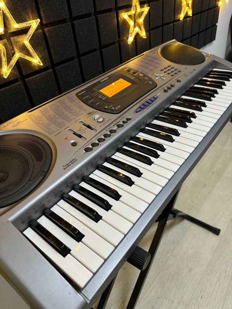 ПРОФЕСІЙНИЙ синьезатор CASIO динамічна крута модель!! Цифрове піаніно
