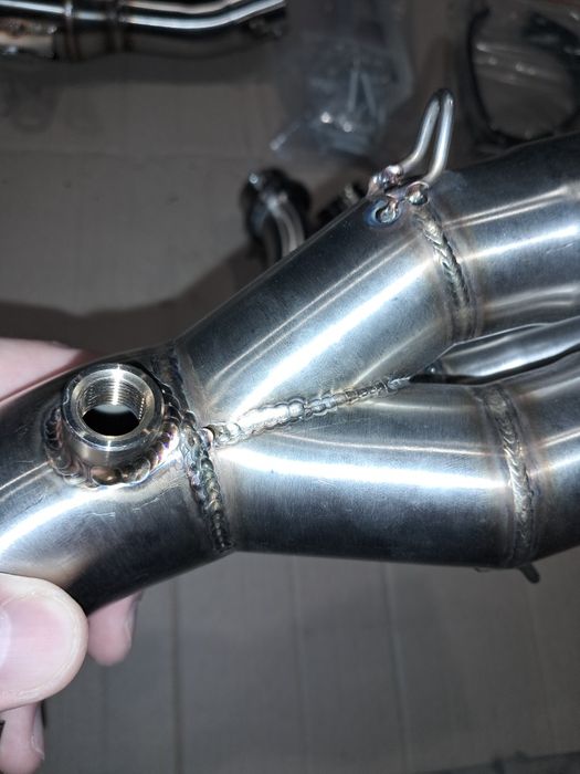 Продам вихлоп на YAMAHA MT-09  (2021-2023)