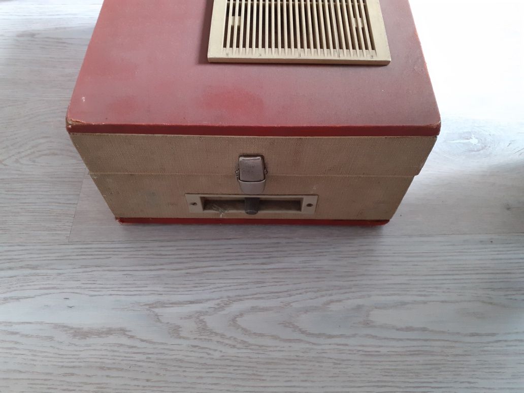 Gramofon Fonica .