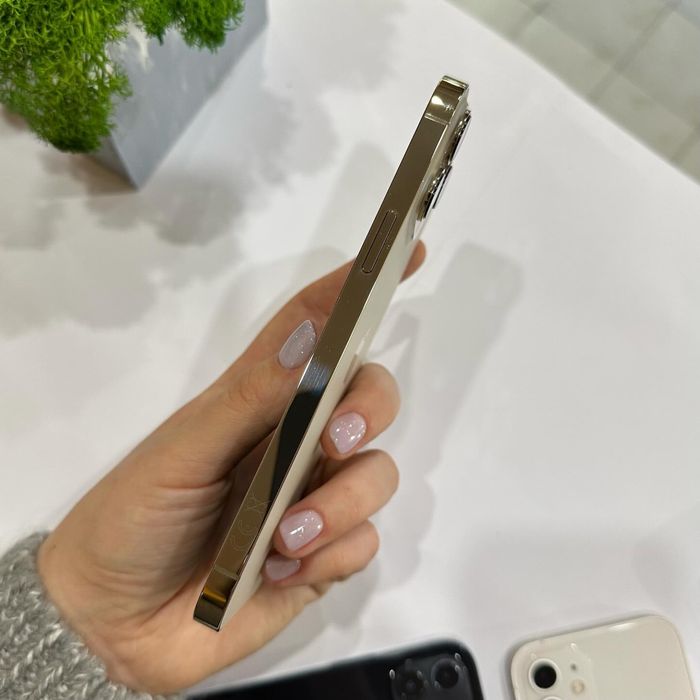  HELLOVIN в AppleZt  iPhone 13 pro 256Gb з коробкою 100% батарея