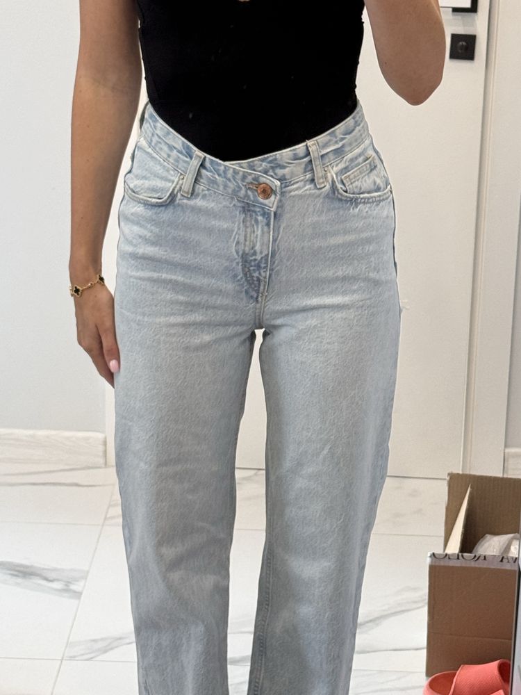 Джинси з розрізами pull and bear