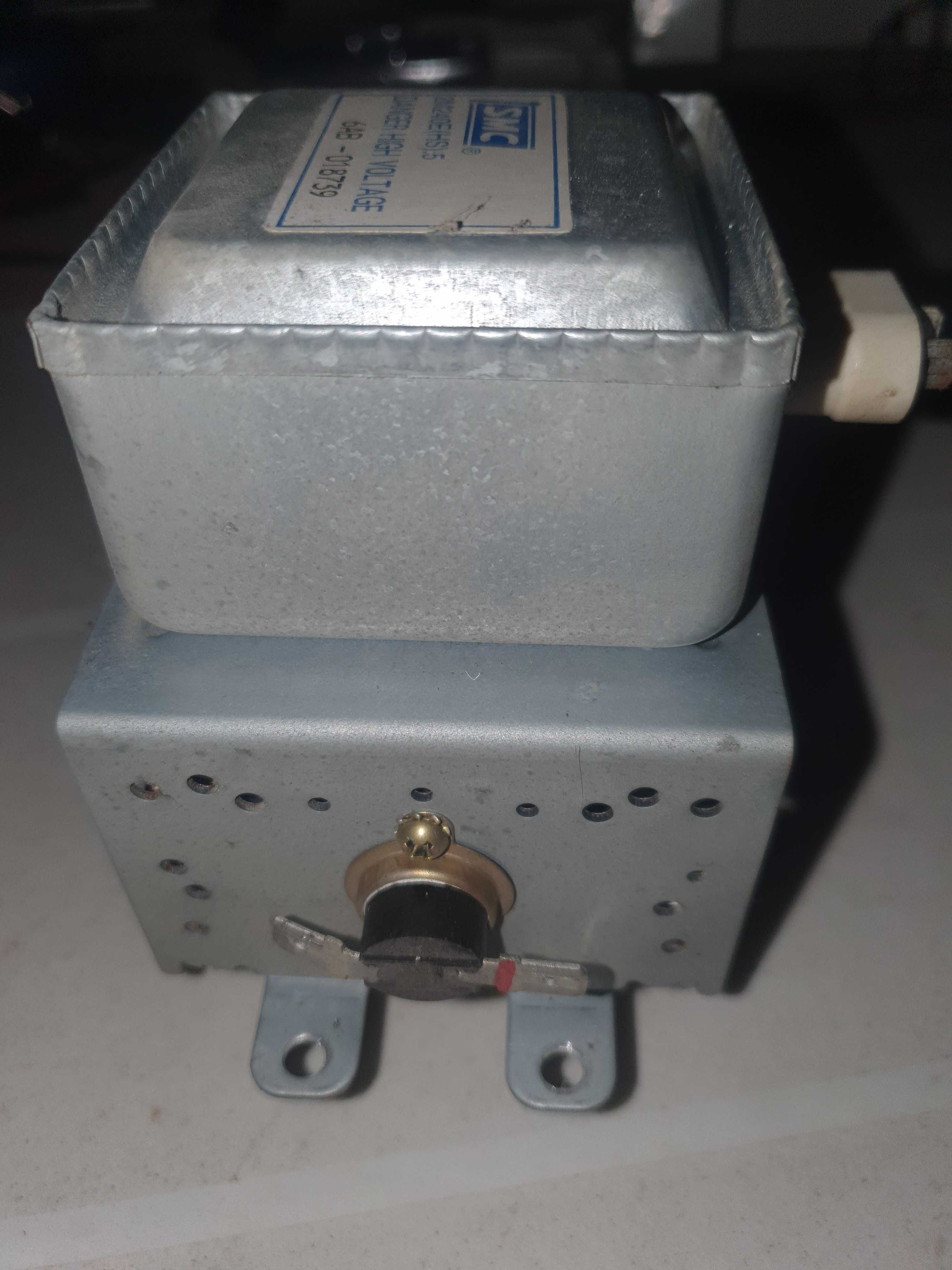 Magnetron para o forno microondas