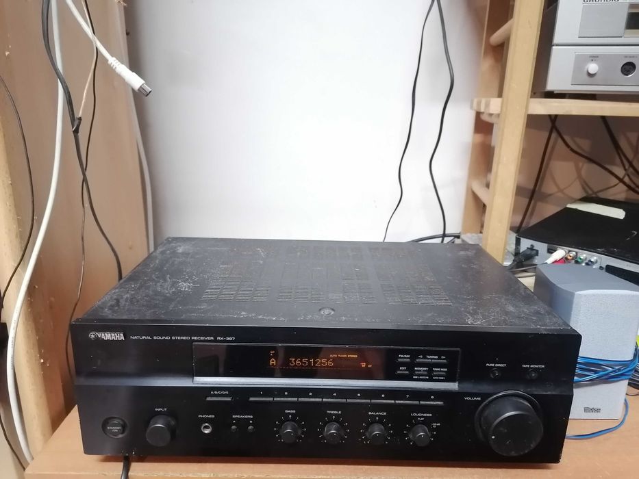 Amplituner Yamaha RX-397 z RDS STEREO