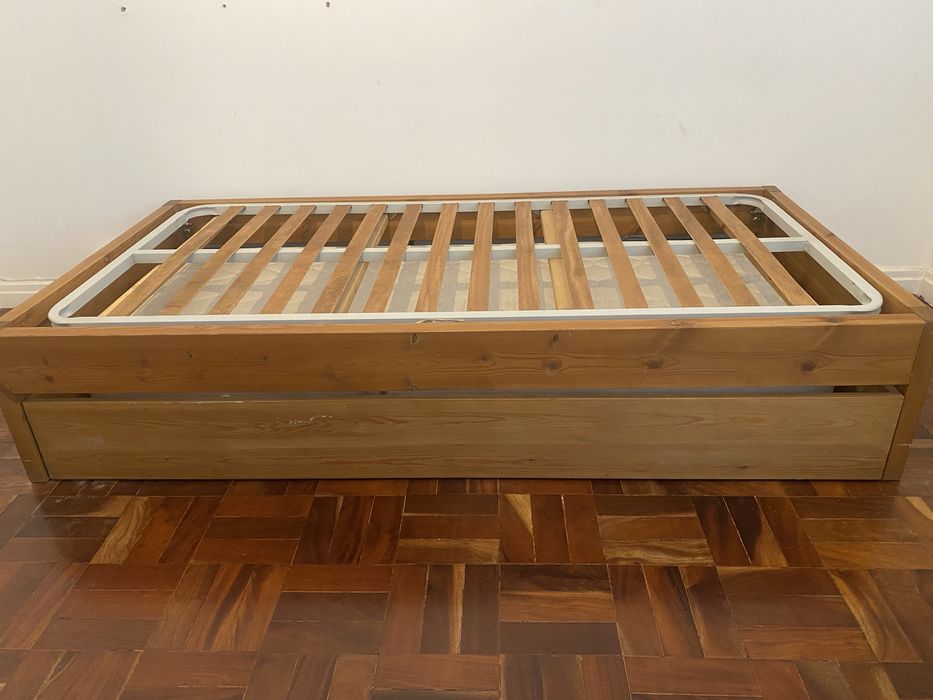 Cama Dupla de Solteiro