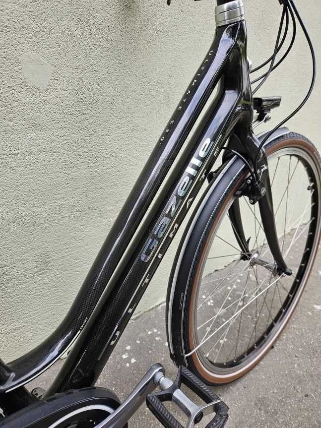 GAZELLE - ULTIMATE T30 PLUS rama 51cm, CARBON, Deore XT 3x10, Magura