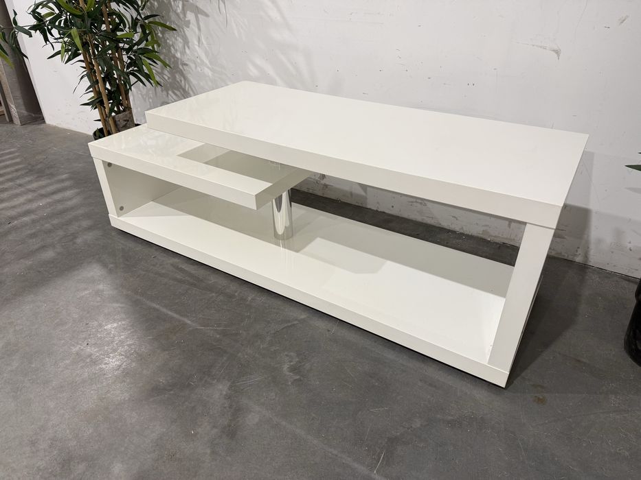 Ładna nowoczesna biała komoda rtv super stan dowóz wysyłka