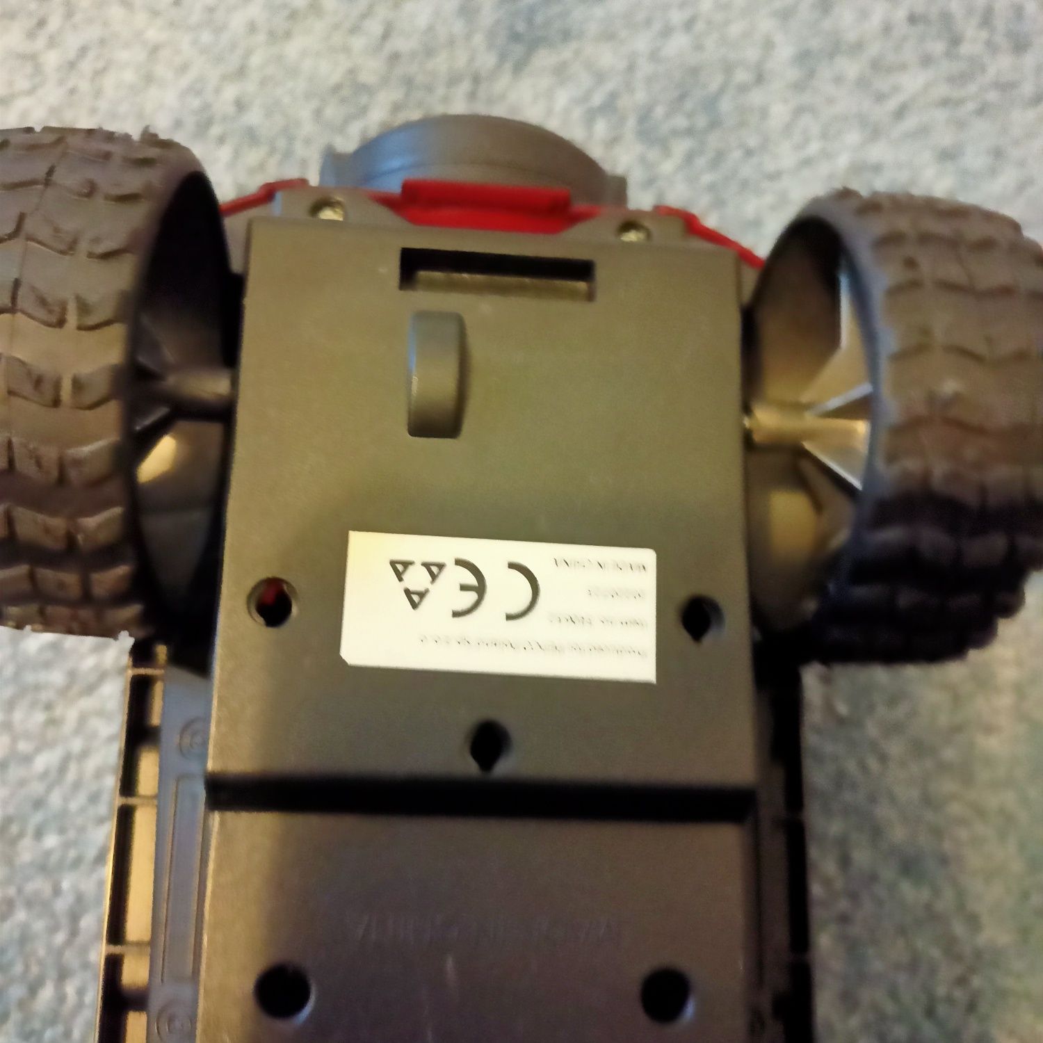Jeep z otwieranymi drzwiami