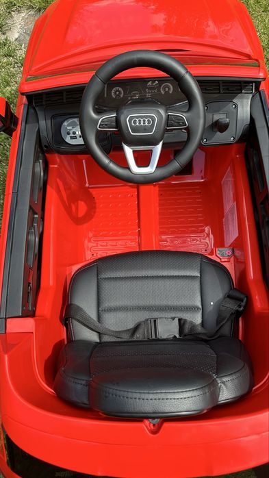 Ауді Дитячий електромобіль Авто на акумуляторі Машинка дитяча Audi Q7