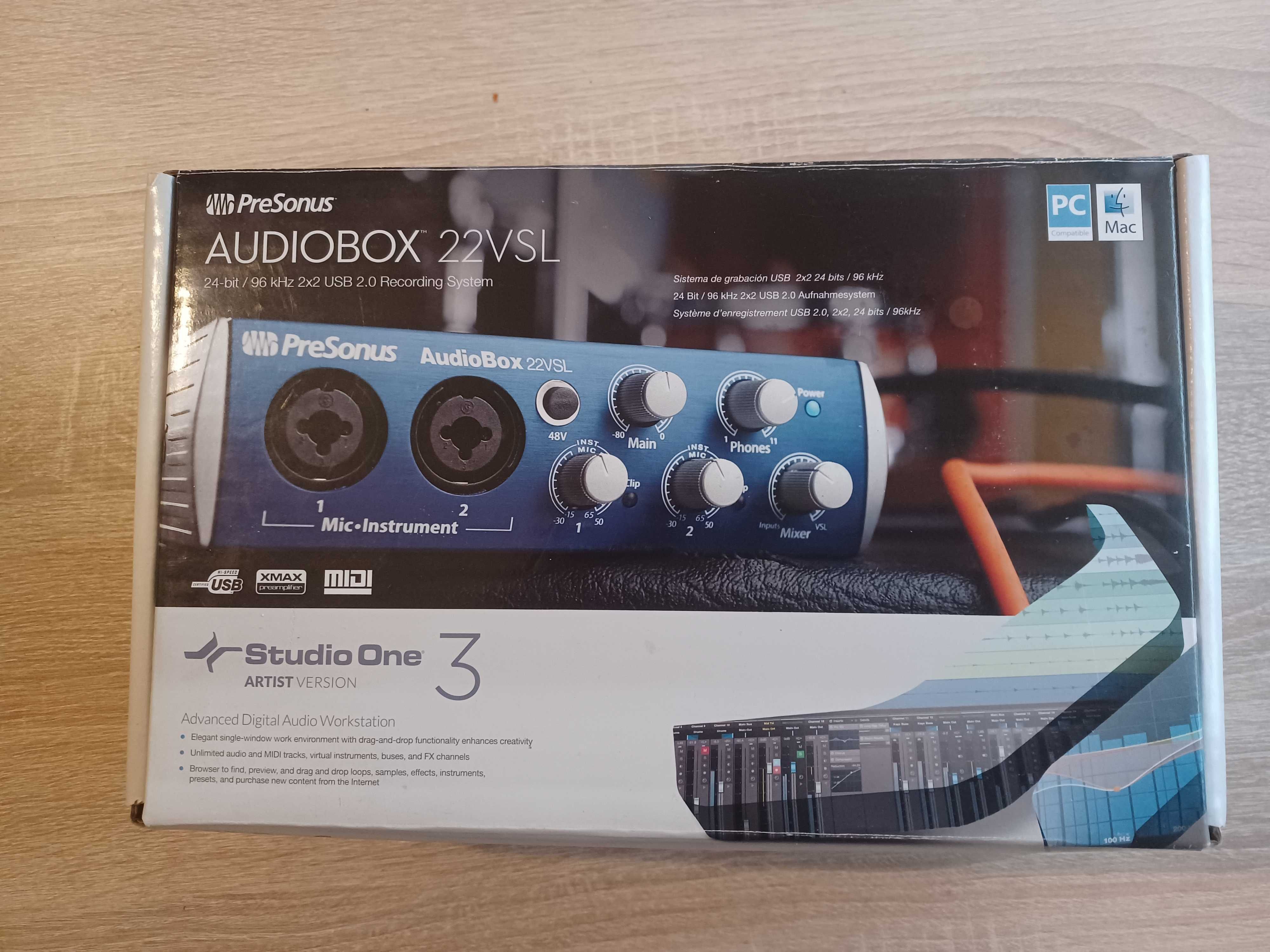 Audiobox interfejs 22VSL