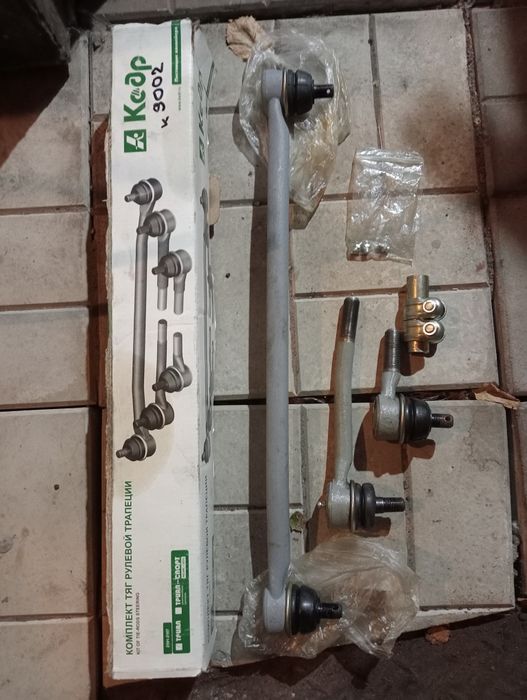 Комплект тяг рульової трапеції