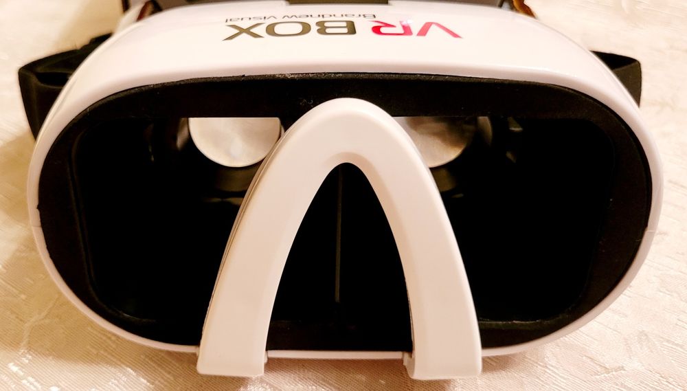 Продам НОВИЙ VR BOX окуляри