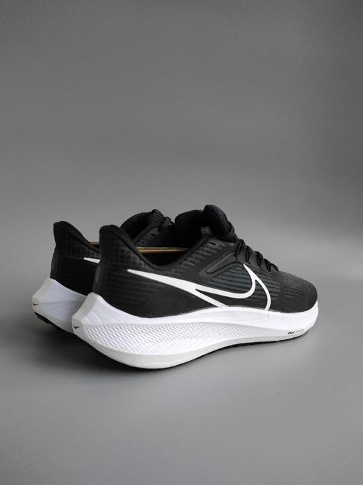 Чоловічі кросівки для бігу Nike Air Zoom Pegasus 39