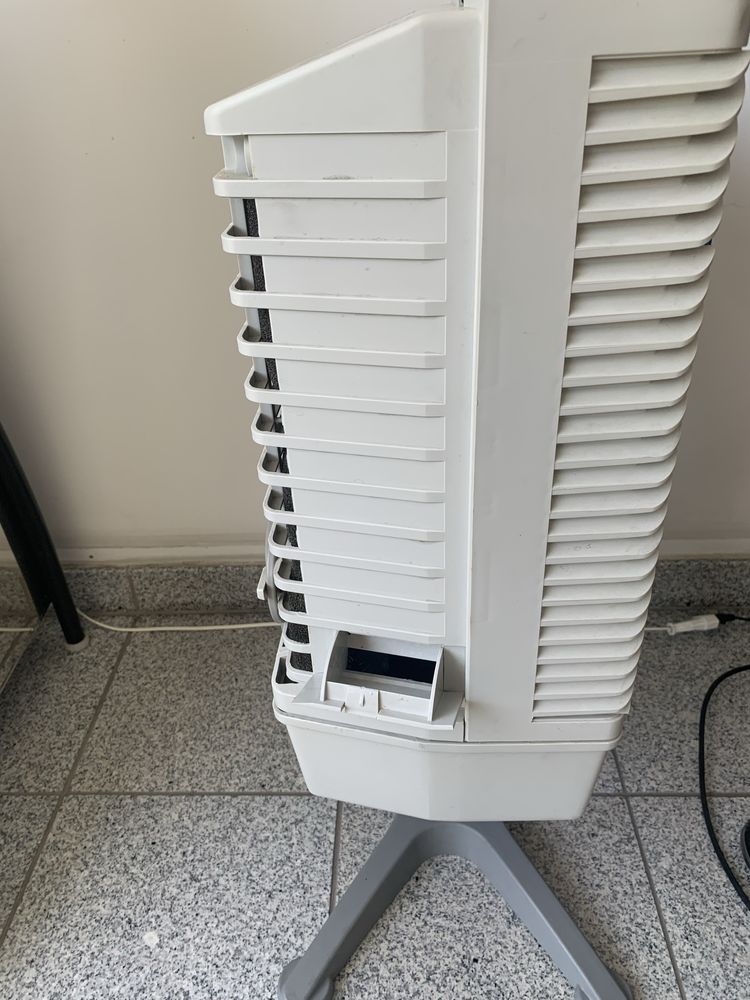 Wentylator z nawilżaczem