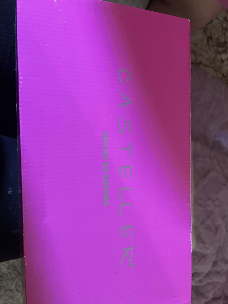 Vendo sandalias