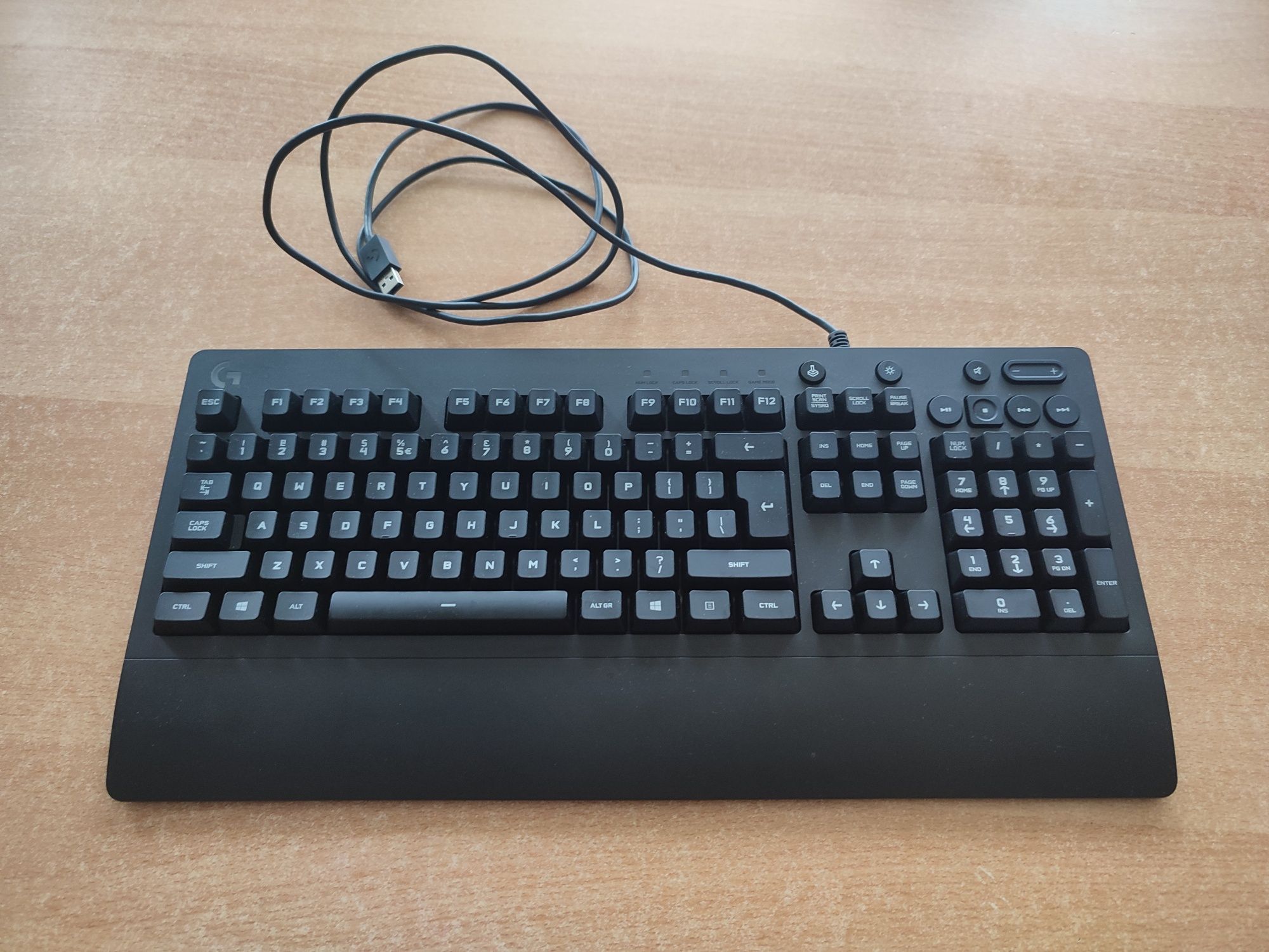 Klawiatura Logitech g213