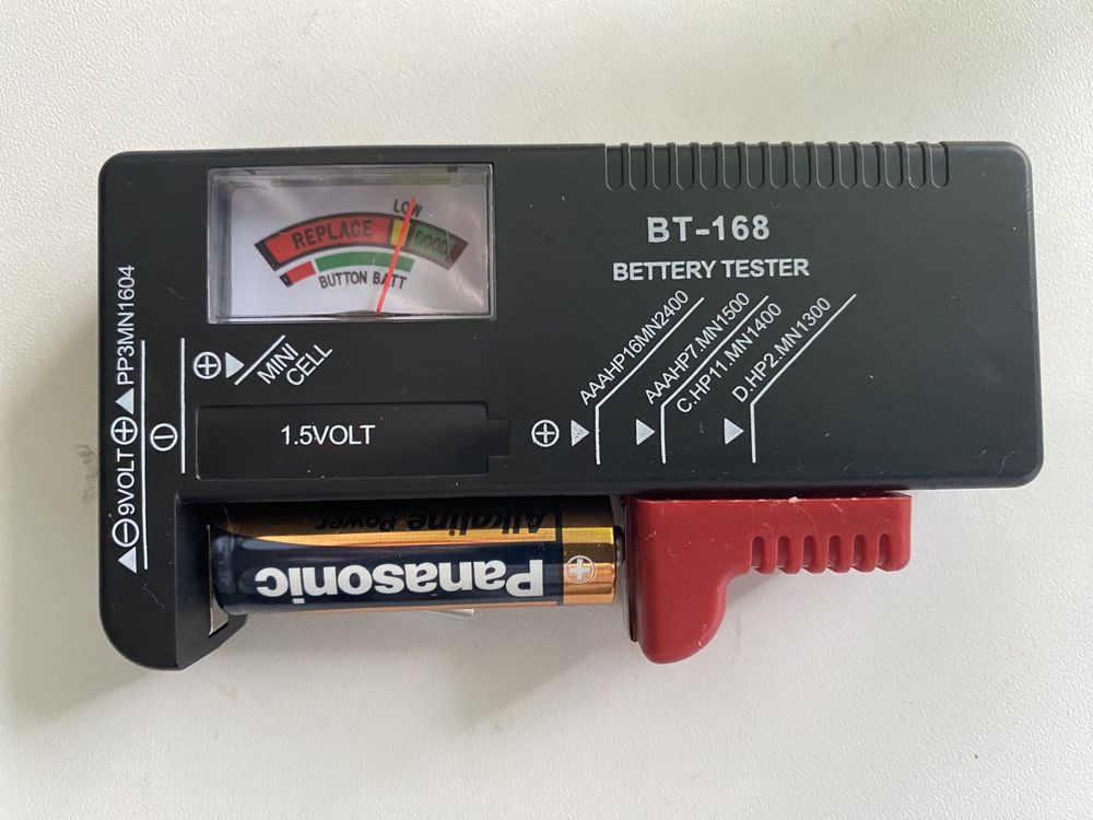 Тестер ємності BT-168 для акумуляторних батарей AA, AAA, Крона