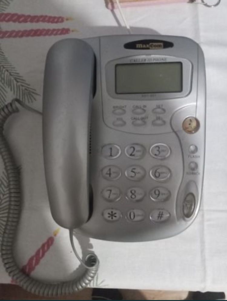 Telefon stacjonarny