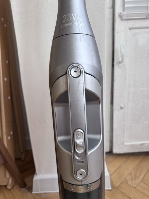 Бездтротовий пилосос bosh