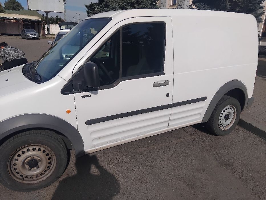 Продам форд транзіт конект 1.8 тдсі  в робочому стані.