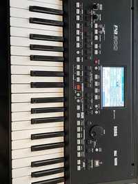 Sprzedam Korg PA300