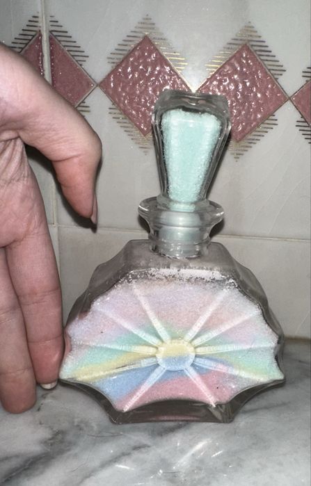 Frasco vintage com sais de banho