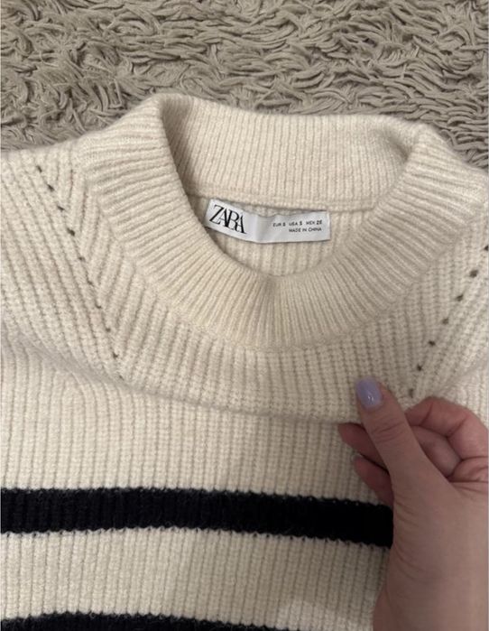 Теплий светр zara