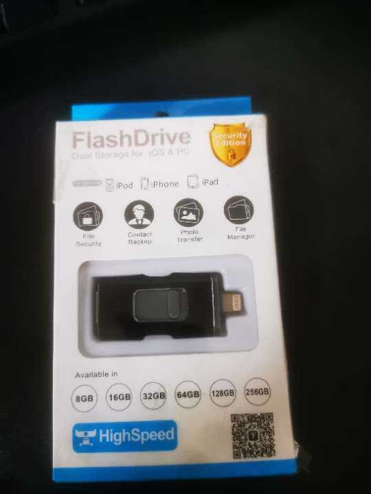 Flashdrive DualStorage do iOS i komputera 64GB