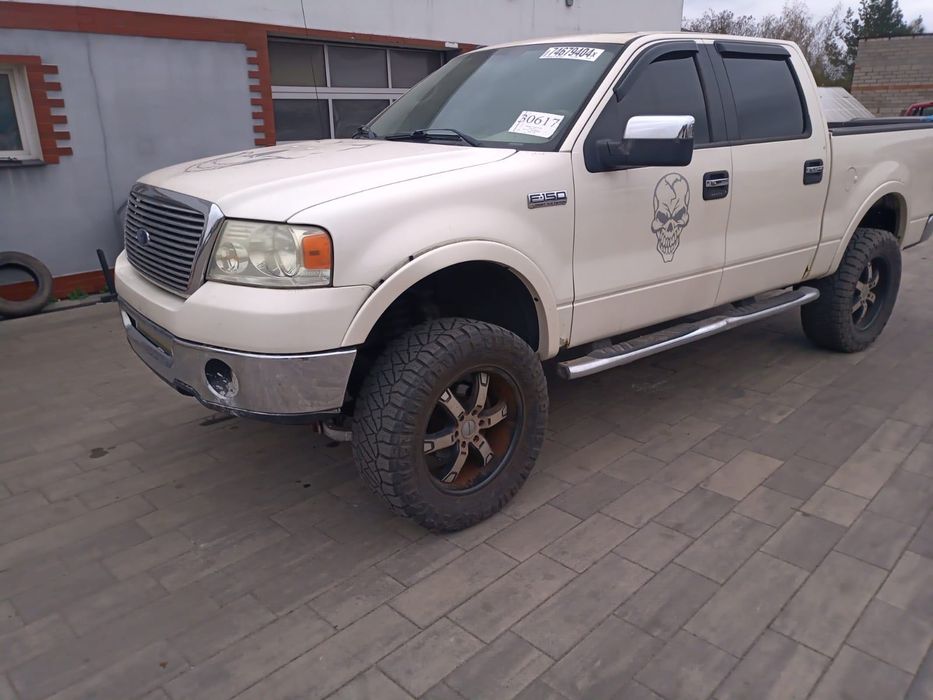 Ford F150 Limitat Silnik 5,4L karoseria