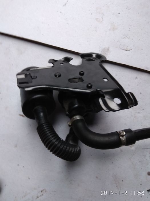 Абсорбер паров топлива vw jetta 7L0906243.5c0906621