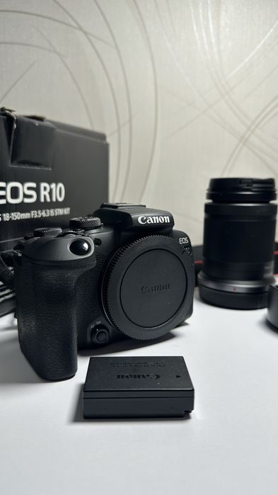 Продам Canon R10 с объективом RF-S 18–150 мм