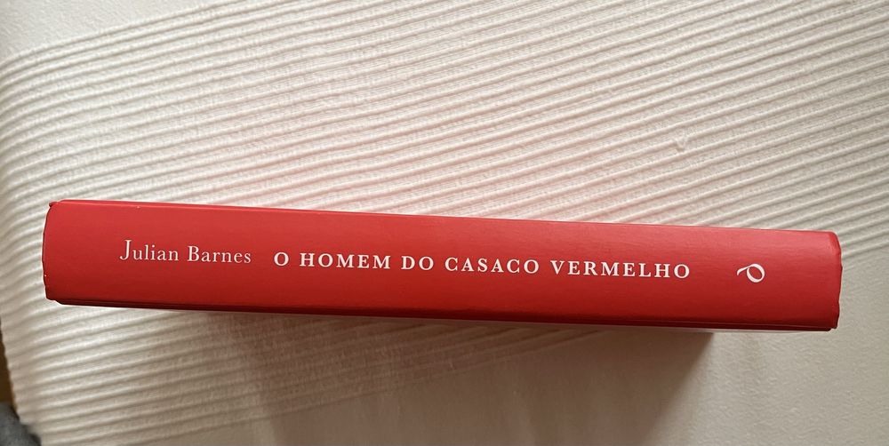 Livro : O Homem do Casaco Vermelho