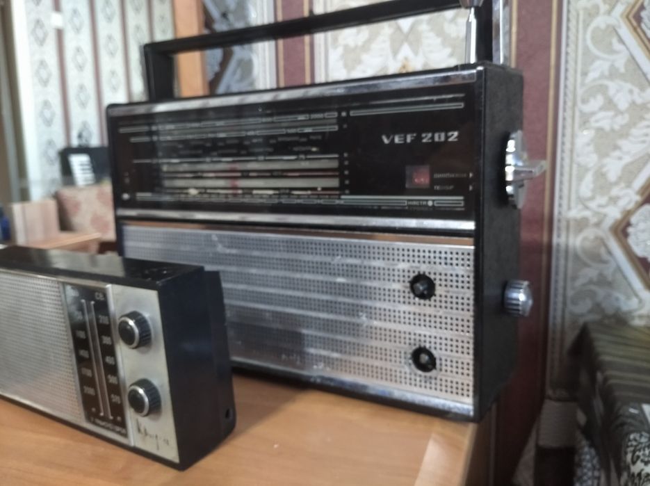 Радіоприймач Веф і Кварц
