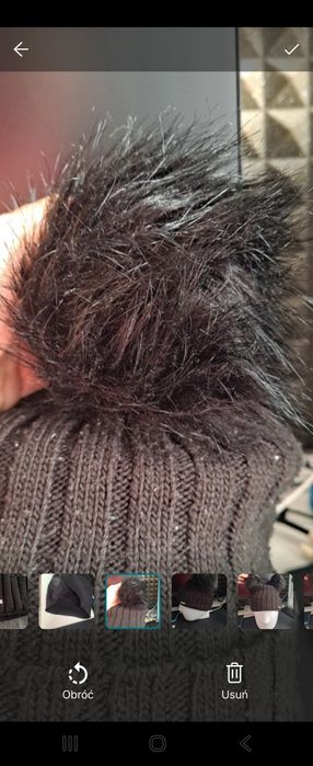 Czapka ciepła z pomponami Tanio