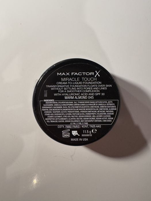 Max factor miracle touch