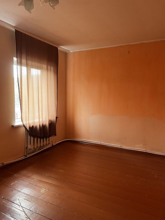 ПРОДАМ будинок  острог