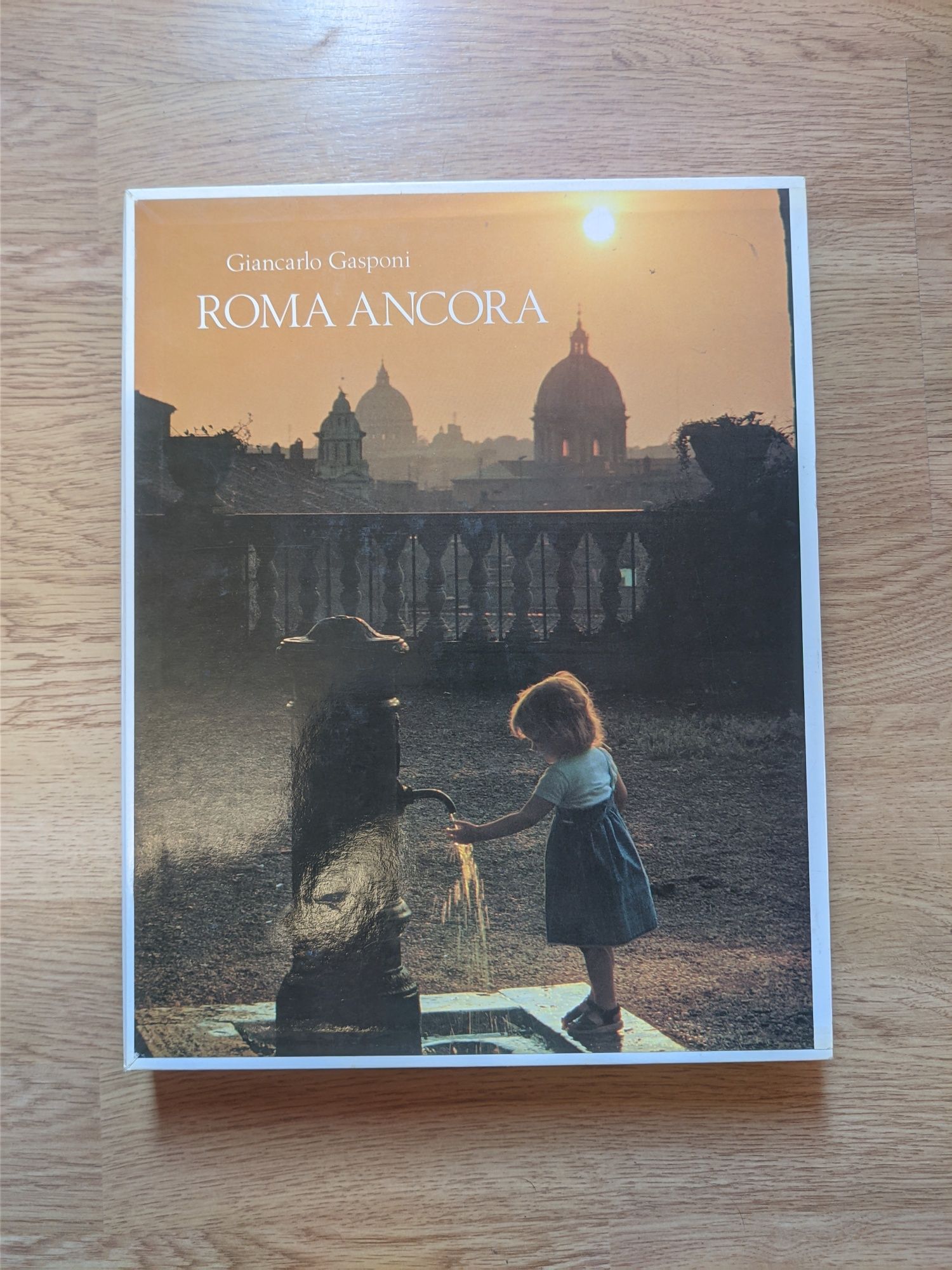 Альбом фотографий Giancarlo Gasponi "Roma Ancora"