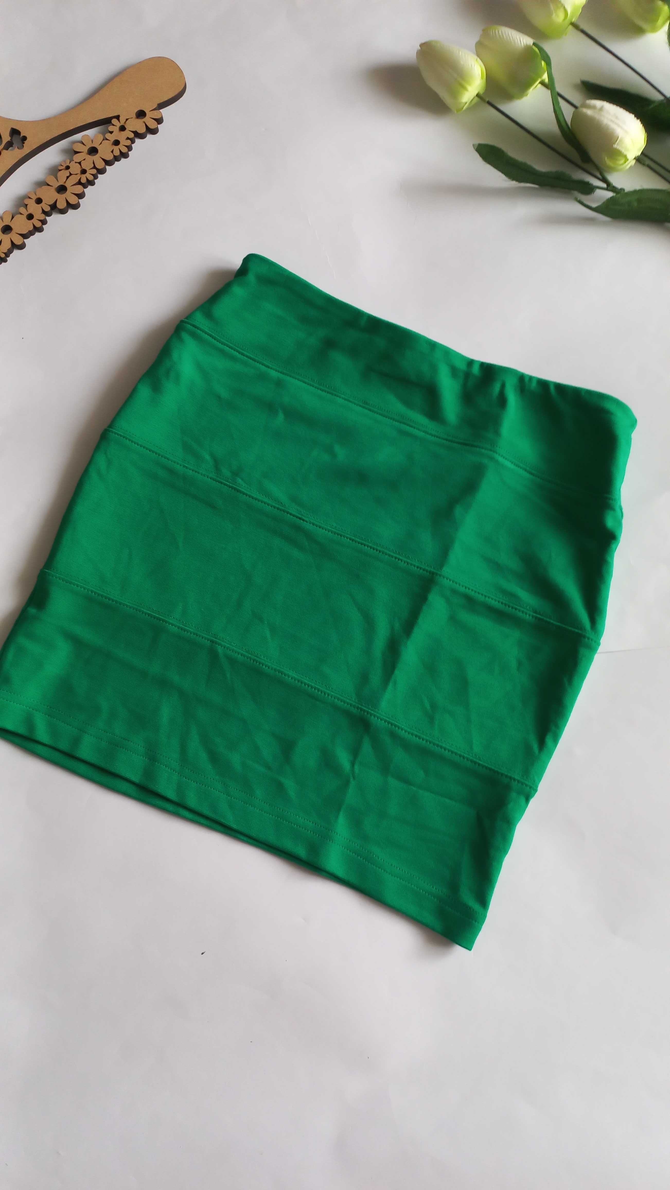 Зелена коротка спідниця міні розмір хs