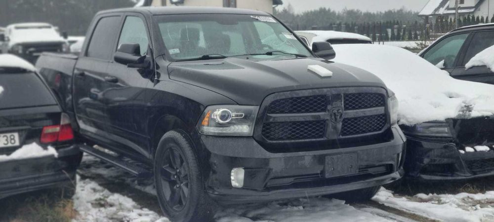 2014r. Dodge Ram 1500 5.7 V8 Hemi NISKI PRZEBIEG Na miejscu CAŁY